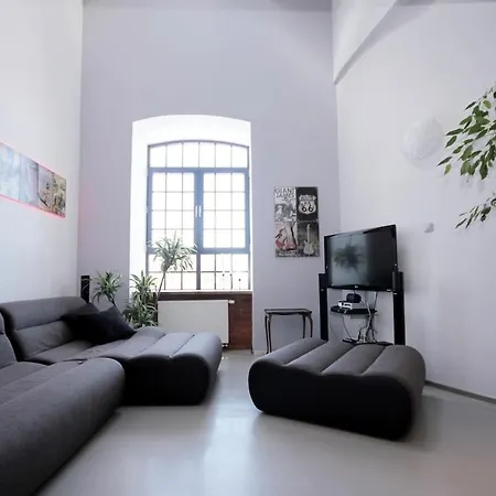 Loft Apartman *